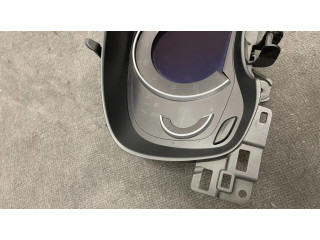 Přístrojová deska  BMW 5 G30 G31 2018 9392558, K879025501  