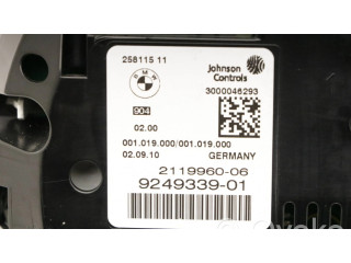 Přístrojová deska  BMW 5 F10 F11 2010 9249339, 2119960  