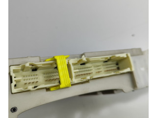 Блок предохранителей 8273048A30, 3B0513191   Lexus RX 330 - 350 - 400H    