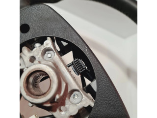 Volant Toyota Avensis T270 2015 4510005A00, 5240C016610  