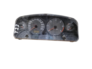 Přístrojová deska  Toyota Avensis T220 2001 88458017  