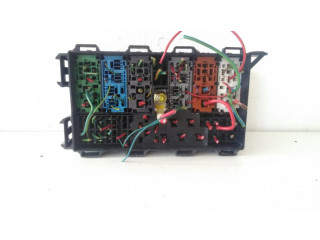 Блок предохранителей 2M5T14A067BB, 518276100   Ford Focus    