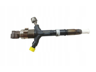 Форсунка 095000-0571, D4D    Toyota RAV 4 (XA20)   
