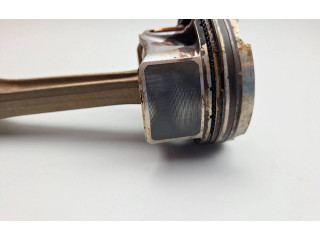  Поршень с шатуном B48A20M1 9494399, 8654480  BMW X2 F39  