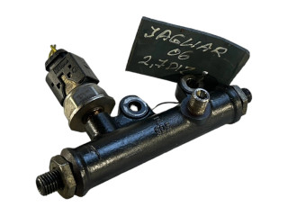 Vstřikovací lišta    Jaguar S-Type  pro naftový motor 2.7  