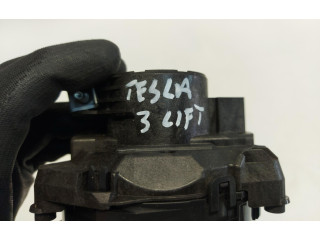Подрулевой шлейф SRS 1767214-00-D   Tesla Model 3
