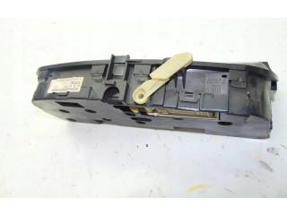 Přístrojová deska  Opel Zafira A 2004 EJ09228757  