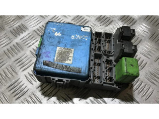 Блок предохранителей  s82a20, s82-a20  c2000095  990204   Honda Accord    