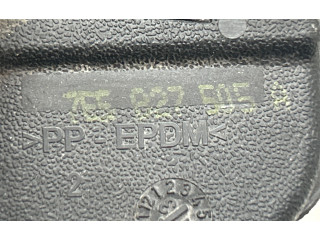 Zámek zadních dveří 7E5827505A   Volkswagen Transporter - Caravelle T5 2011