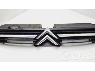 Передняя решётка Citroen C5 2001-2004 года 9636751980, 28857M      