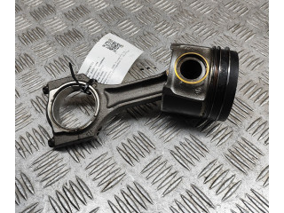  Поршень B47 D20 A 8519401, 8473777  BMW 4 F32 F33  