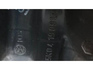 Steering wheel trim