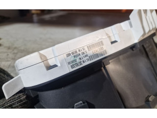 Панель приборов 30765309   Volvo S40       