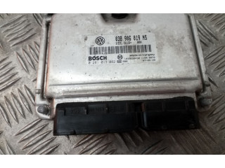 Řídící jednotka 038906019NS   Skoda Fabia Mk2 (5J) 2008
