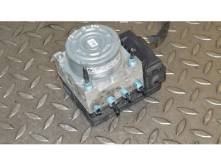 Jednotka ABS 6897114   BMW 4 F32 F33 2019