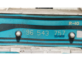 Přístrojová deska  Nissan Primera 1992 96543757, 88481636  