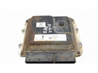 Блок управления двигателя 55571776, mb2758009542   Opel Astra H