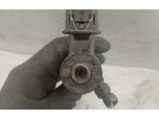 Vstřikovač 30777526, 8603595   Volvo XC70    D5244T4 