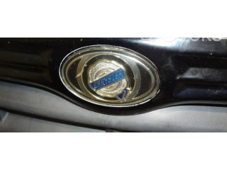 Передняя решётка Chrysler Grand Voyager IV 2001-2007 года 04857960AA      