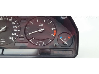 Přístrojová deska  BMW 5 E34 1990 83515809, 8351580  