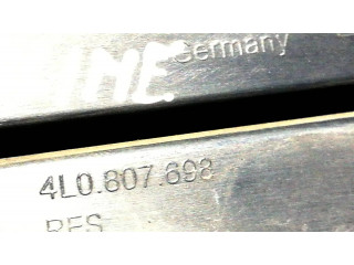 Нижняя решётка (из трех частей) Audi Q7 4L 2005-2015 года 4L0807698      
