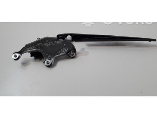 Моторчик заднего дворника 8513052280    Toyota Yaris Cross