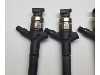 Форсунка 23670-0r020, 23670-0R020    Toyota RAV 4 (XA20)   