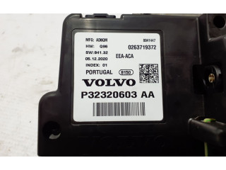 Přístrojová deska  Volvo V60 2020 32320603  