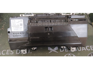 Přístrojová deska  Volvo XC90 2016 31499069AA  