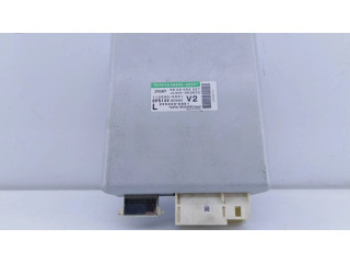 Блок управления 8965002551, E3-B2-17-1   Toyota Auris E180
