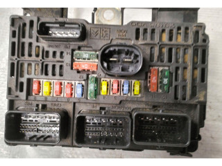 Ящик предохранителей (комплект)  9658070980   Citroen C6 