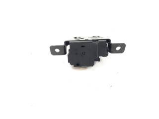 Замок багажника 51247304559    BMW 2 F22 F23 2013-2017 года