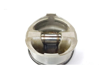Píst 12553805   Cadillac STS Seville  pro benzínový motor   