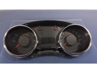 Přístrojová deska  Peugeot 5008 2009 9666174880  