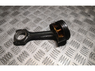 Píst 2700300420, A2700300420   Mercedes-Benz CLA C117 X117 W117    M 270.910 