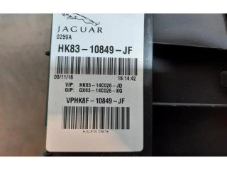 Přístrojová deska  Jaguar F-Pace 2017 HK8310849JG  