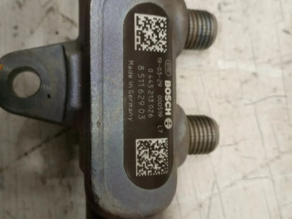 Vstřikovací lišta 851162903   BMW 1 F20 F21     