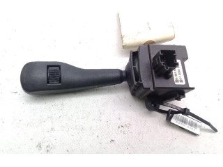 Ручка стеклоочистителей 8363669   Volkswagen Caddy