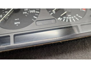 Přístrojová deska  BMW 7 E38 2000 6906112  
