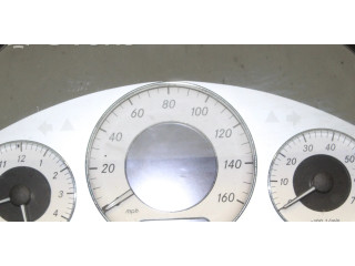 Панель приборов A2095409811   Mercedes-Benz CLK A209 C209       