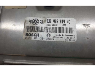 Řídící jednotka 038906019KC, 0281011204   Volkswagen Passat Alltrack 2004