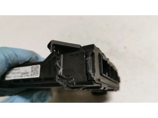 Блок управления климат-контролем FPLA14F498AA   Volvo S60