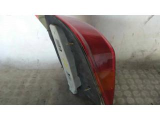 Задний фонарь  89FG13N004AA    Ford Fiesta   2006-2008 года