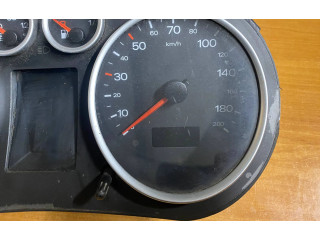 Přístrojová deska  Audi A2 2003 81117994  
