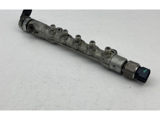 Vstřikovací lišta 894580050   Toyota Auris 150     