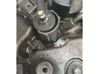 Vstřikovač 0445110258   KIA Carens II    D4EA 