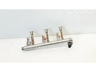 Vstřikovací lišta 0261555239, 0402326061   Ford Focus  pro benzínový motor 1.0  