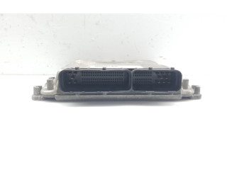 Блок управления двигателем ECU 0281011447   Chrysler Voyager       