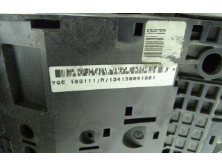   Pojistková skříňka YQE103111   Rover 75 2014