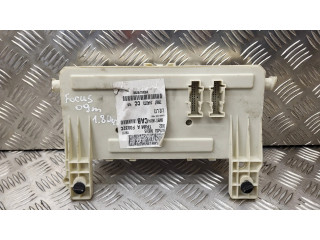 Блок предохранителей 7M5T14A073CC   Ford Focus    